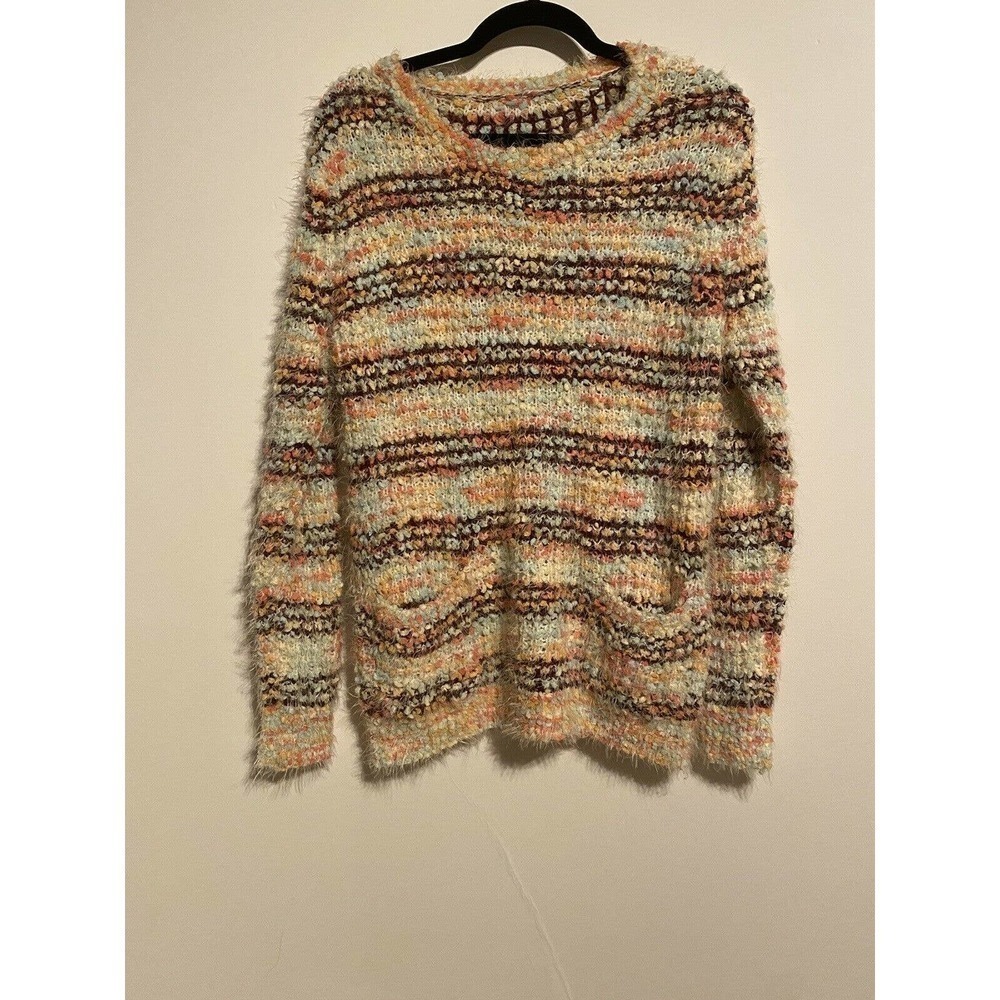 FUZZY Long Sleeve Knit Sweater Medium Soft Stylish Cozy Yellow Pattern